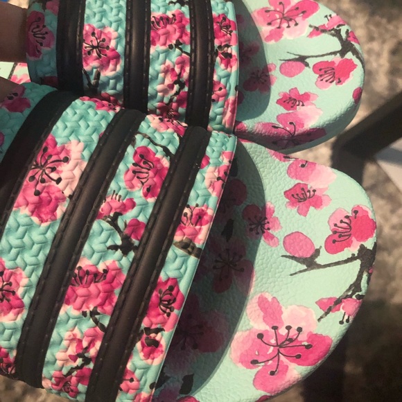 SOLD - Picture 7 of 7